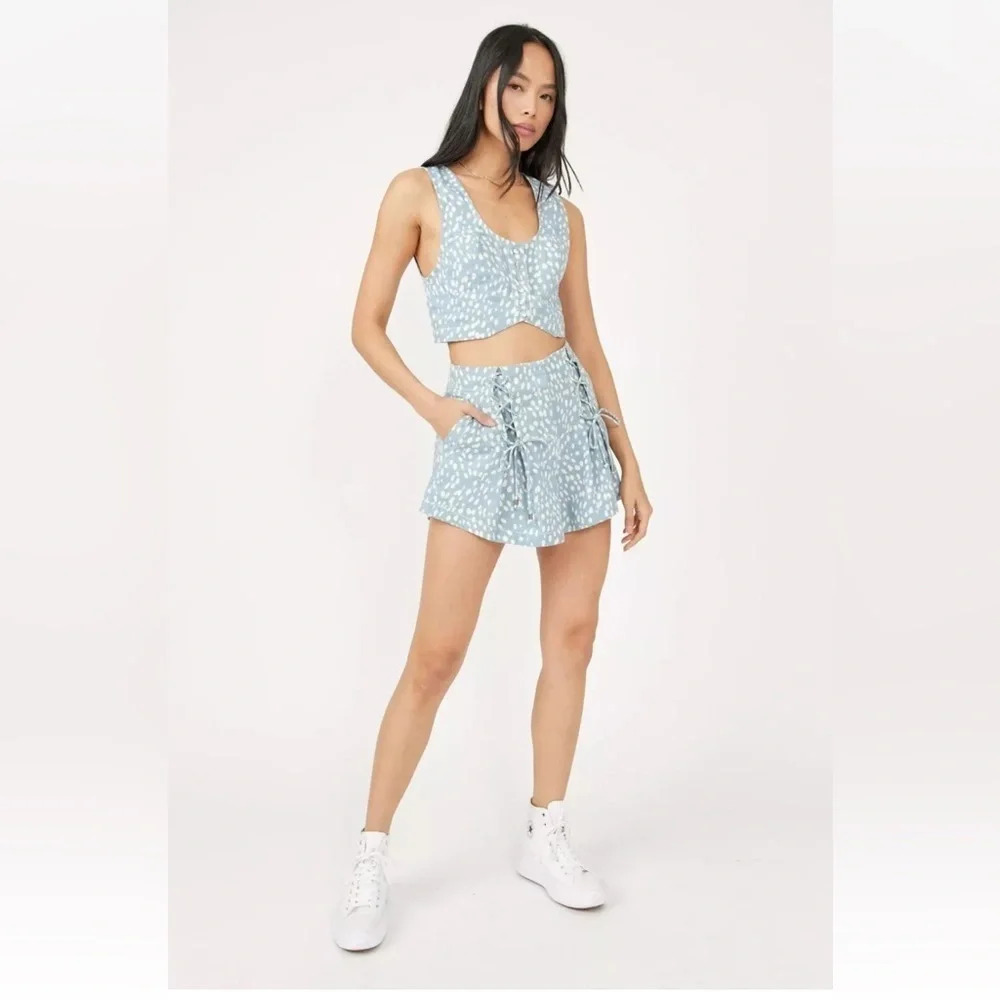 FREE PEOPLE Bennett Cloud Blue White Dot Scoop-Neck Button Crop Top ONLY Sz: 2